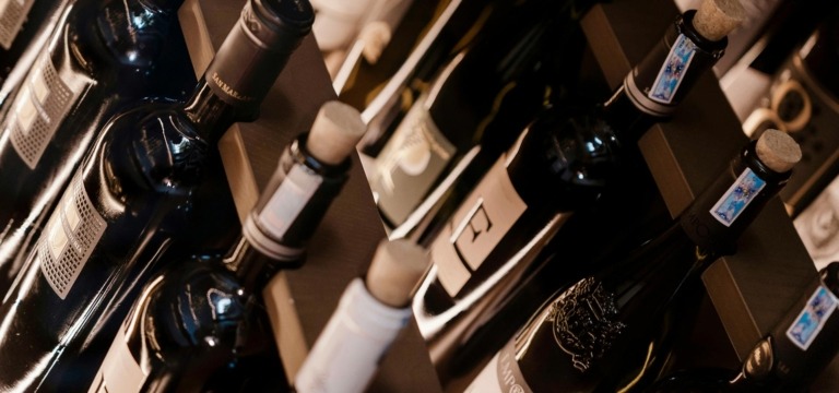 bottiglie-vino-tappi-sughero